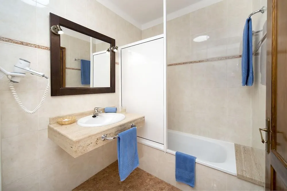 Hotel Floresta Puerto del Carmen  Spain