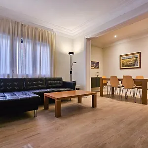 classbedroom-bonanova-apartment.catalonia-hotels.com/
